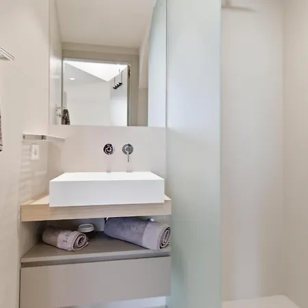 Meridian - Epicentro Del Lujo Contemporáneo En Golf Villa *