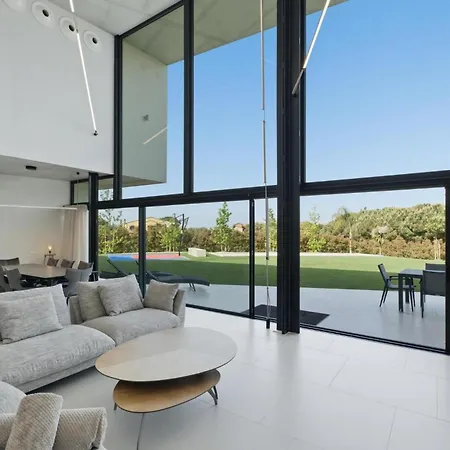 Villa Meridian - Epicentro Del Lujo Contemporaneo En Golf Peralada
