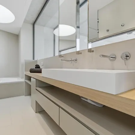 Meridian - Epicentro Del Lujo Contemporaneo En Golf Willa Peralada