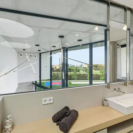 Meridian - Epicentro Del Lujo Contemporaneo En Golf *