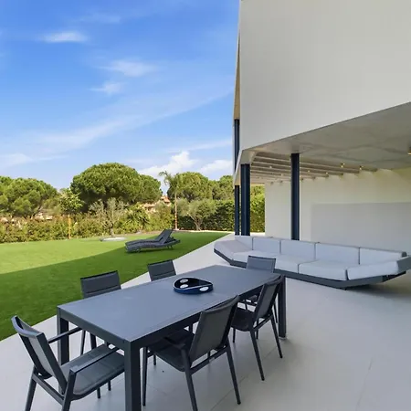 Meridian - Epicentro Del Lujo Contemporáneo En Golf Villa *