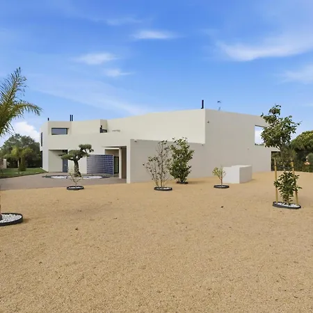 Meridian - Epicentro Del Lujo Contemporaneo En Golf Willa